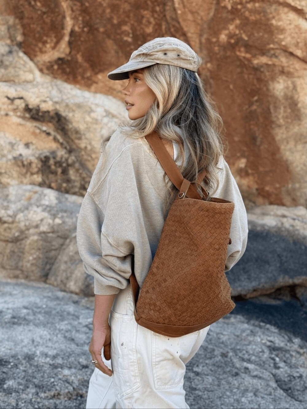 NWT MANDRN Classic The Evra Slouchy Tote Backpack Saddle Light Woven Leather